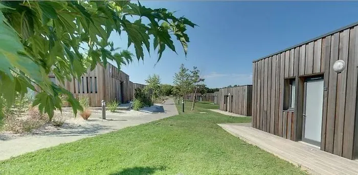 Domaine D'ariane Parco vacanze 3*